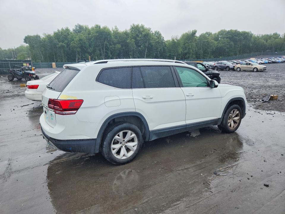 Photo 3 from auction – 2018 VOLKSWAGEN ATLAS with VIN 1V2MR2CA1JC566948