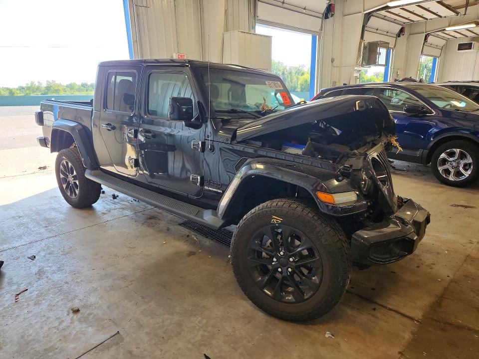 Photo 4 from auction – 2021 JEEP GLADIATOR with VIN 1C6HJTFG3ML549886