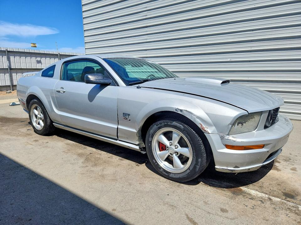 Снимка 4 от търг – 2008 FORD MUSTANG с VIN 1ZVHT82H385152555