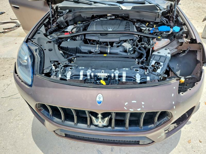 Photo 12 from auction – 2023 MASERATI GRECALE with VIN ZN682AVA9P7416598