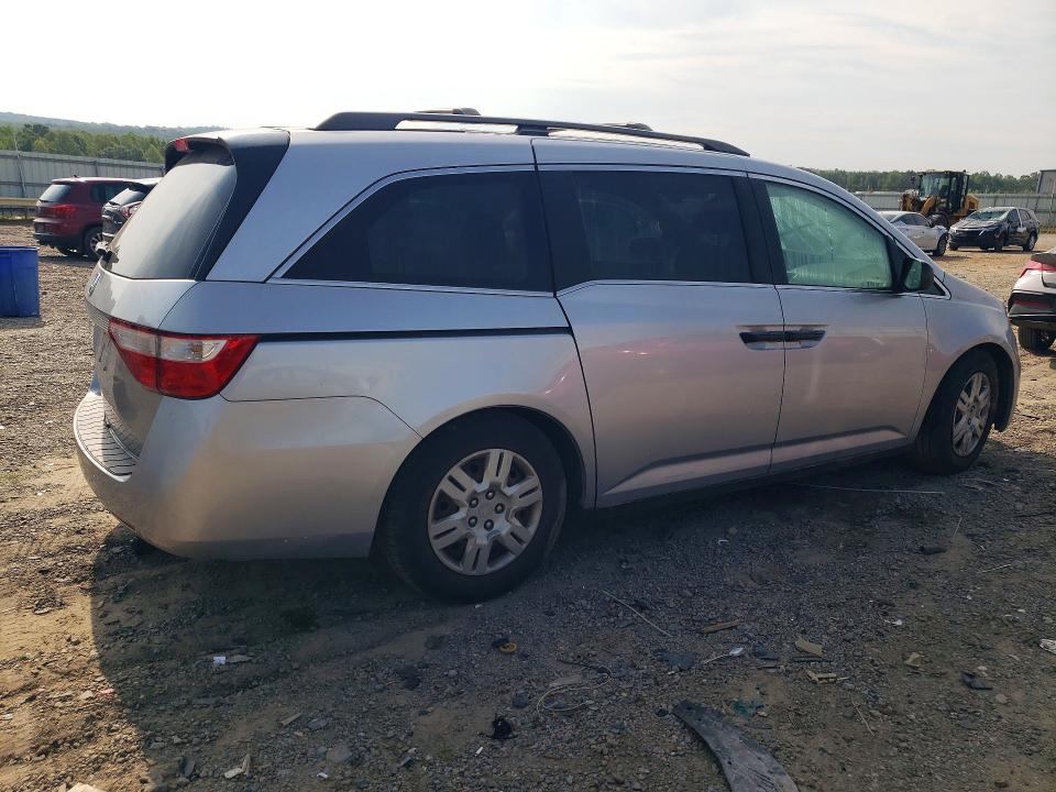 Photo 3 from auction – 2013 HONDA ODYSSEY with VIN 5FNRL5H26DB084284