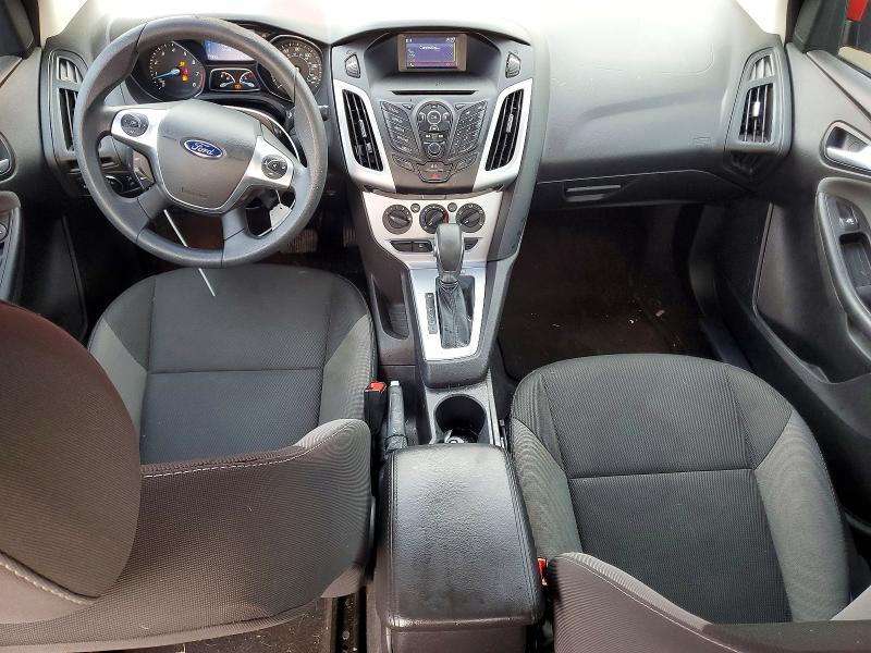 Photo 8 from auction – 2014 FORD FOCUS with VIN 1FADP3F23EL270004