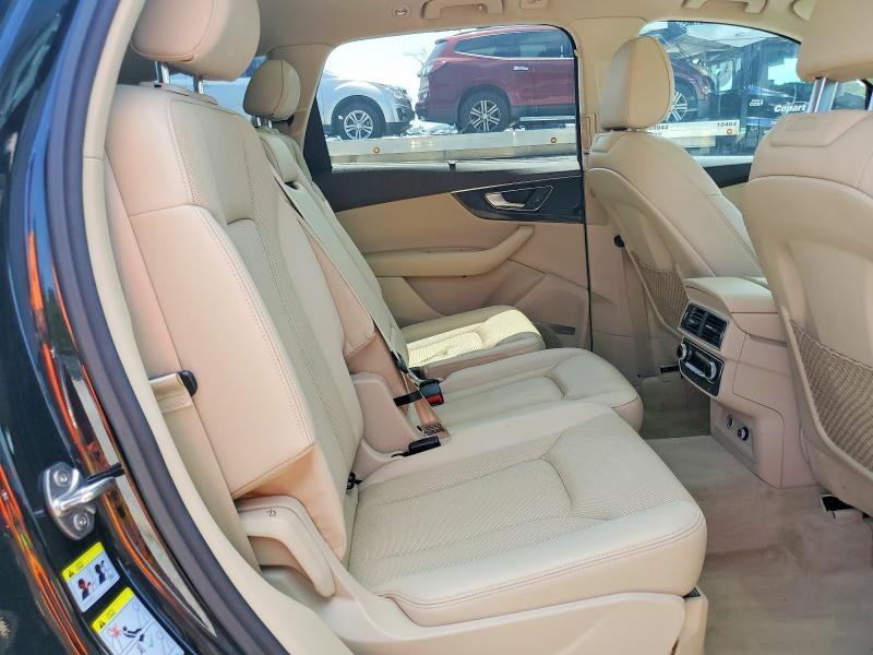 Photo 11 from auction – 2019 AUDI Q7 with VIN WA1VAAF74KD009285