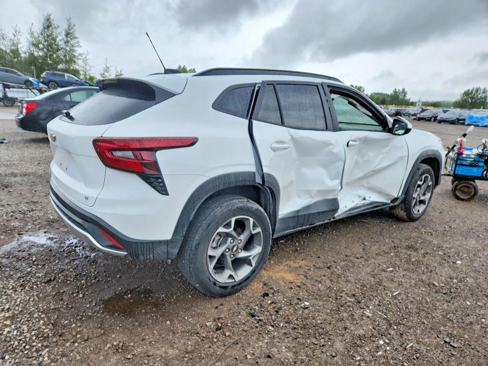 Photo 3 from auction – 2025 CHEVROLET TRAX with VIN KL77LHE2XSC279647