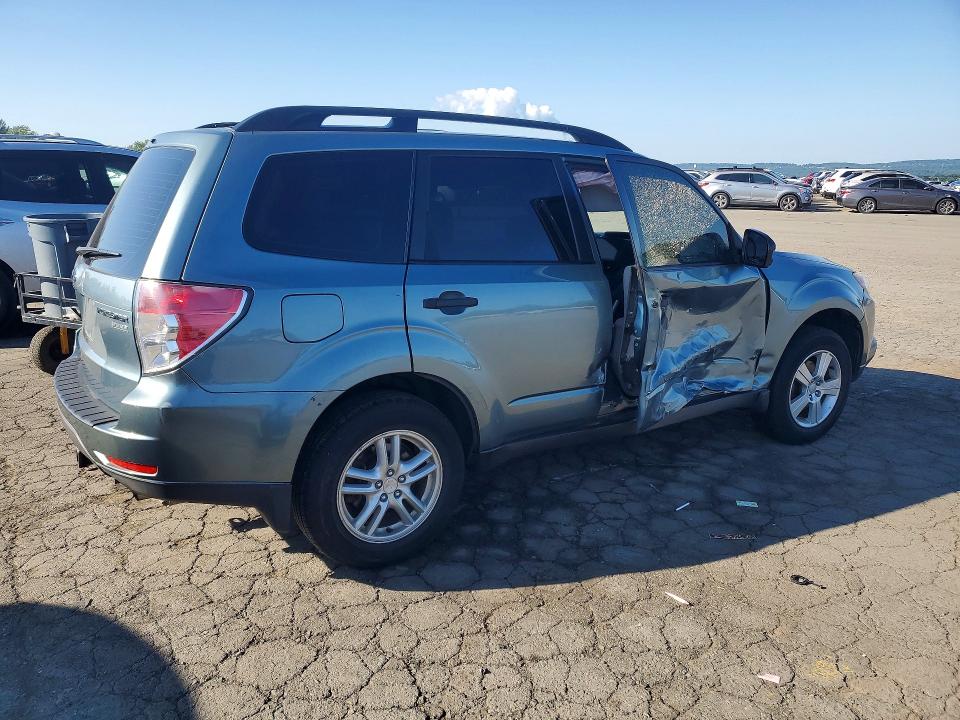 Photo 3 from auction – 2012 SUBARU FORESTER with VIN JF2SHABC9CH433452