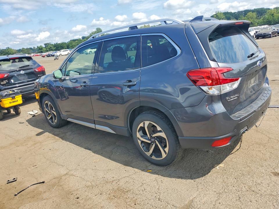 Фото 2 с аукциона – 2023 SUBARU FORESTER с VIN JF2SKARC4PH507910