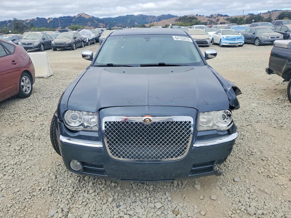 Photo 5 from auction – 2007 CHRYSLER 300C with VIN 2C3KA63H97H898277