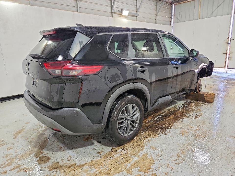 Photo 3 from auction – 2023 NISSAN ROGUE with VIN 5N1BT3AA4PC900008