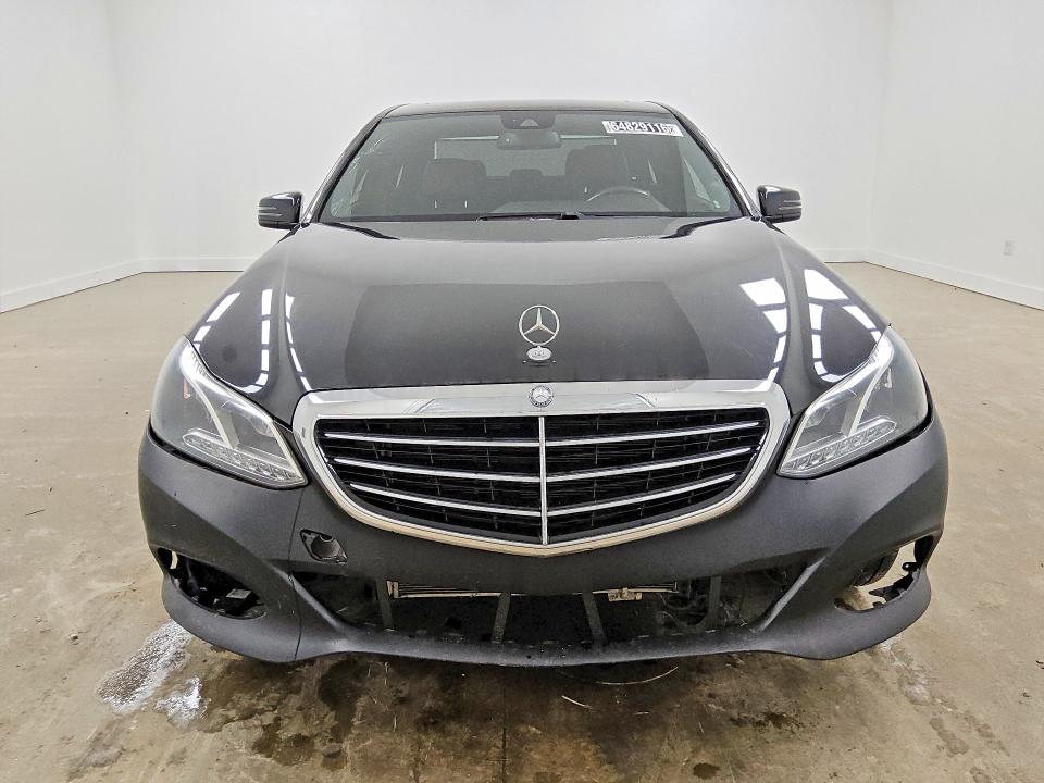 Photo 5 from auction – 2016 MERCEDES-BENZ E with VIN WDDHF8JB0GB305907