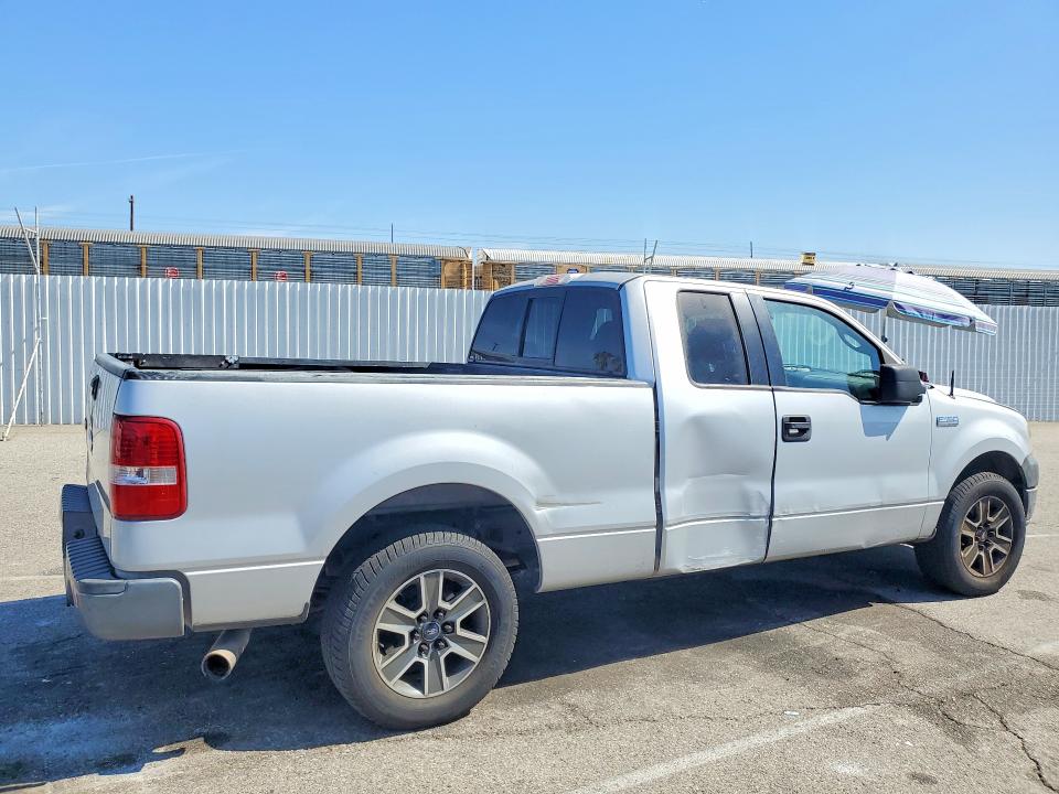 Photo 3 from auction – 2005 FORD F150 with VIN 1FTRX12W35NA37063