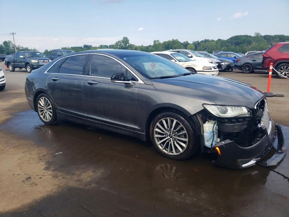 Photo 4 from auction – 2017 LINCOLN MKZ with VIN 3LN6L5KU2HR611427