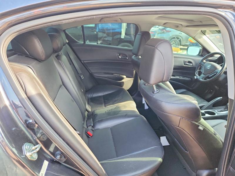 Photo 10 from auction – 2016 ACURA ILX with VIN 19UDE2F30GA016317