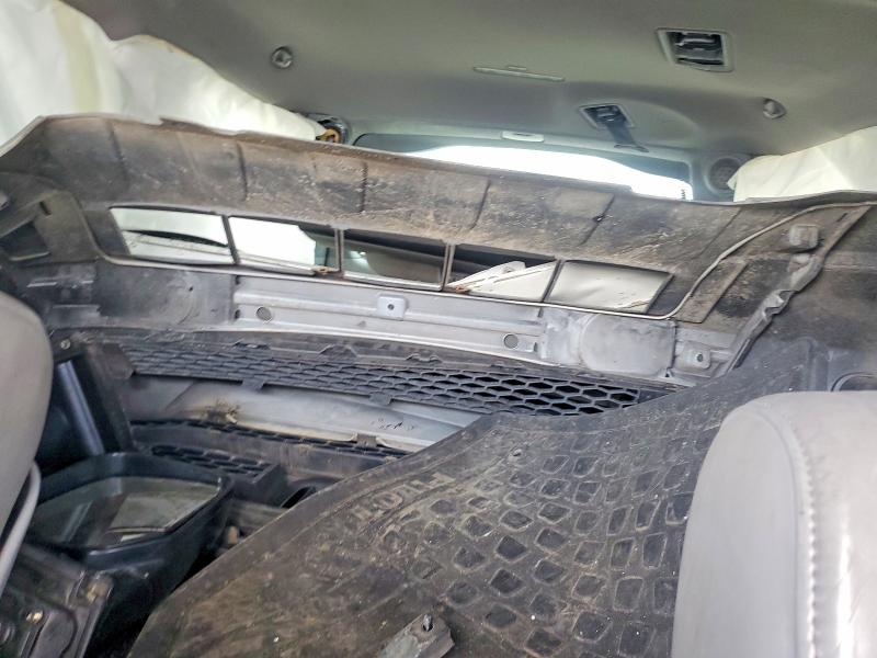 Photo 10 from auction – 2011 HONDA PILOT with VIN 5FNYF3H97BB057449