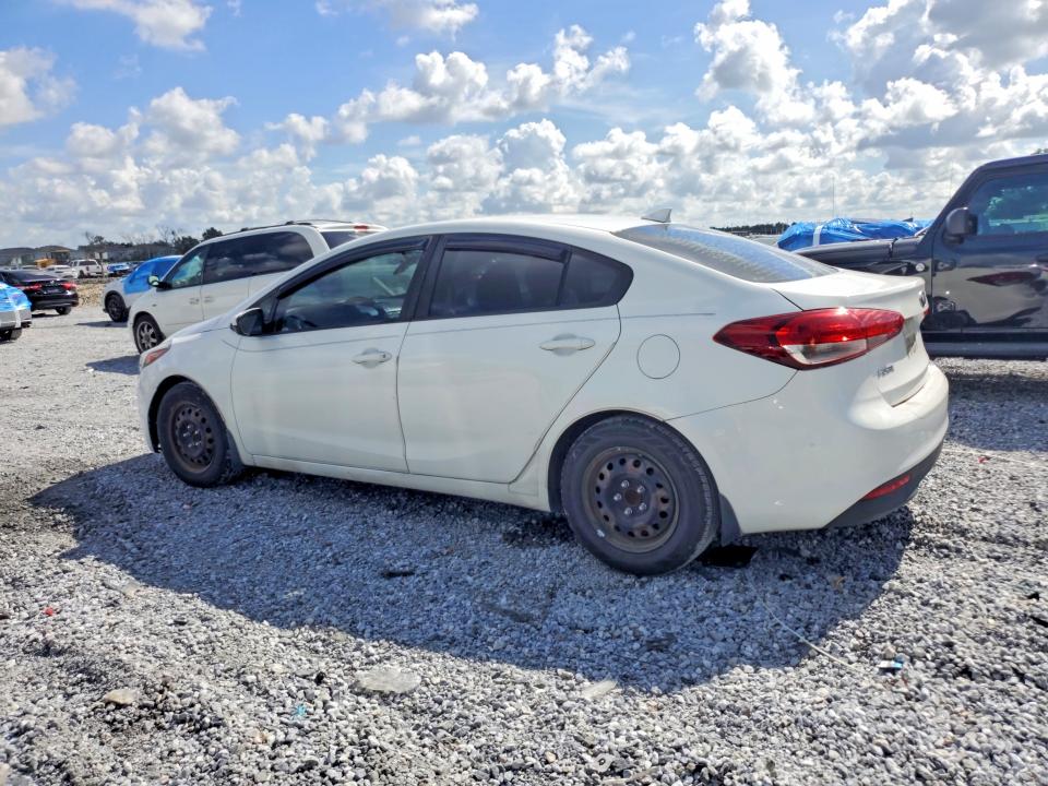Photo 2 from auction – 2017 KIA FORTE with VIN 3KPFK4A77HE107637