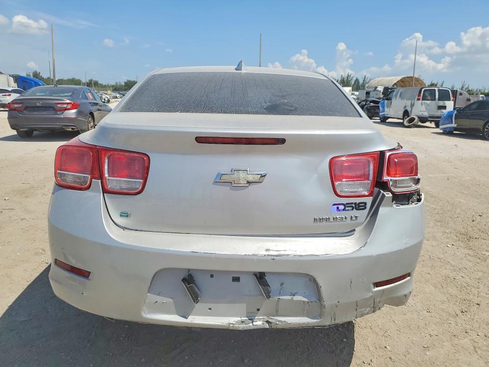 Photo 6 from auction – 2015 CHEVROLET MALIBU with VIN 1G11C5SL4FF305337