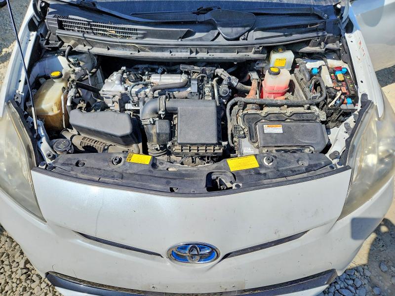 Photo 11 from auction – 2014 TOYOTA PRIUS with VIN JTDKN3DU2E1771070