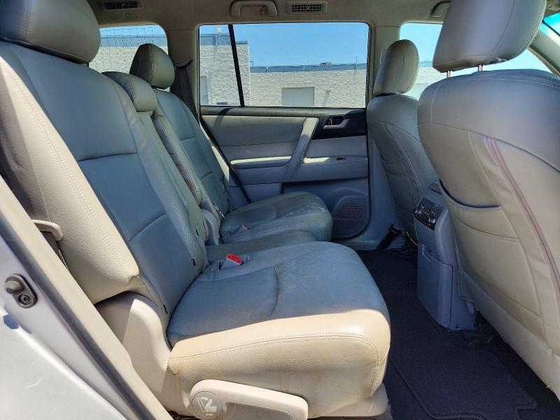 Photo 11 from auction – 2012 TOYOTA HIGHLANDER with VIN 5TDZK3EH9CS064251