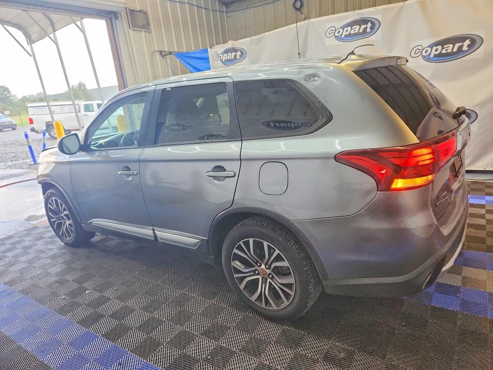 Zdjęcie 2 z aukcji – 2016 MITSUBISHI OUTLANDER z VIN JA4AD2A36GZ013641