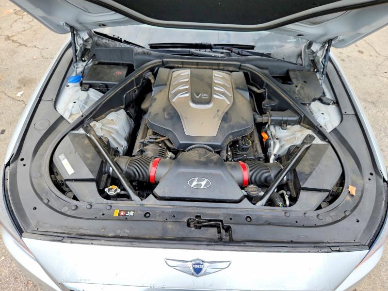 Photo 11 from auction – 2015 HYUNDAI GENESIS with VIN KMHGN4JF5FU016587