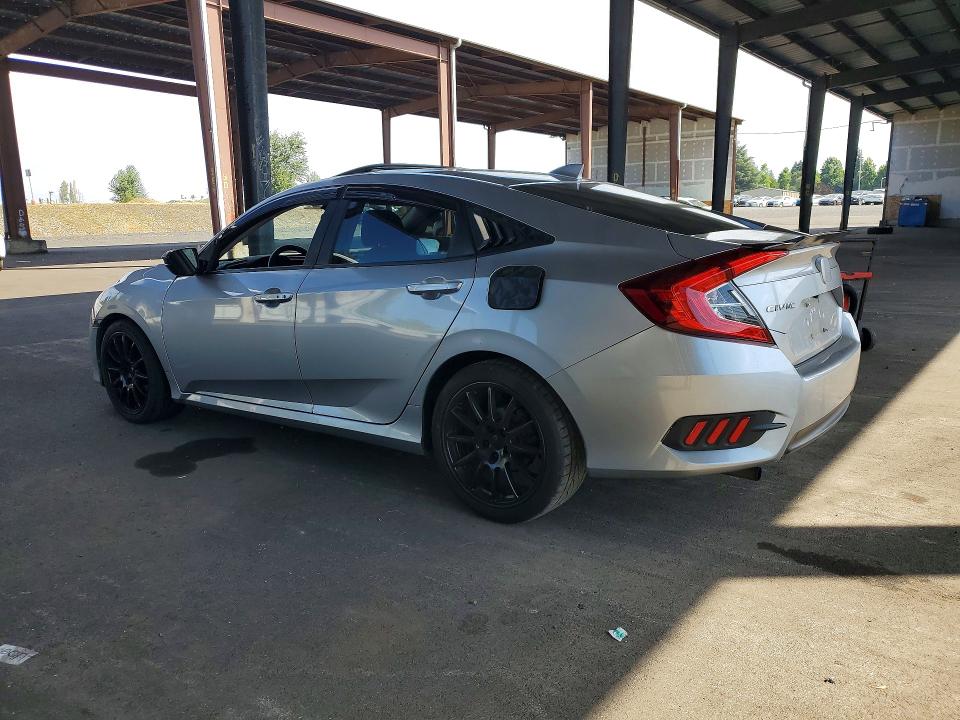 Photo 2 from auction – 2018 HONDA CIVIC with VIN JHMFC1F41JX036126