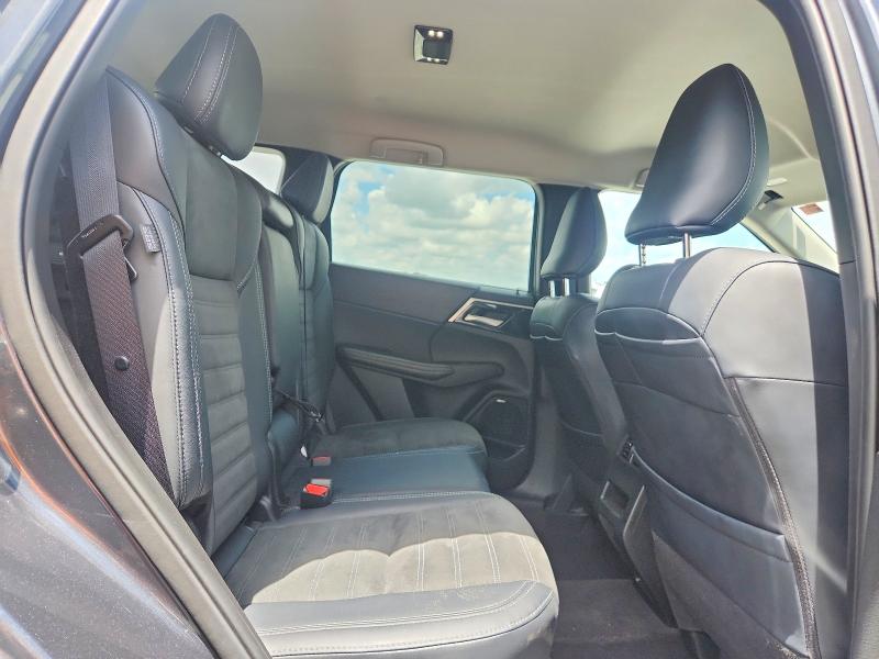 Photo 11 from auction – 2025 MITSUBISHI OUTLANDER with VIN JA4J4VA83SZ033884