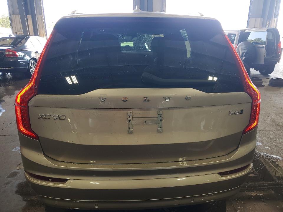 Photo 6 from auction – 2023 VOLVO XC90 with VIN YV4062PV6P1939148