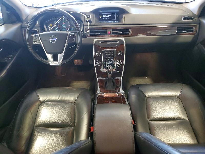 Photo 8 from auction – 2015 VOLVO S80 with VIN YV140MAC0F1183544