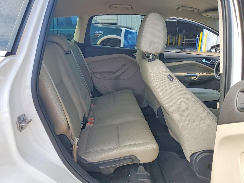 Photo 11 from auction – 2017 FORD ESCAPE with VIN 1FMCU0GD0HUD15536