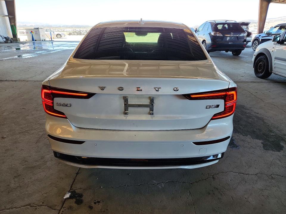 Photo 6 from auction – 2023 VOLVO S60 with VIN 7JRL12TK1PG239711