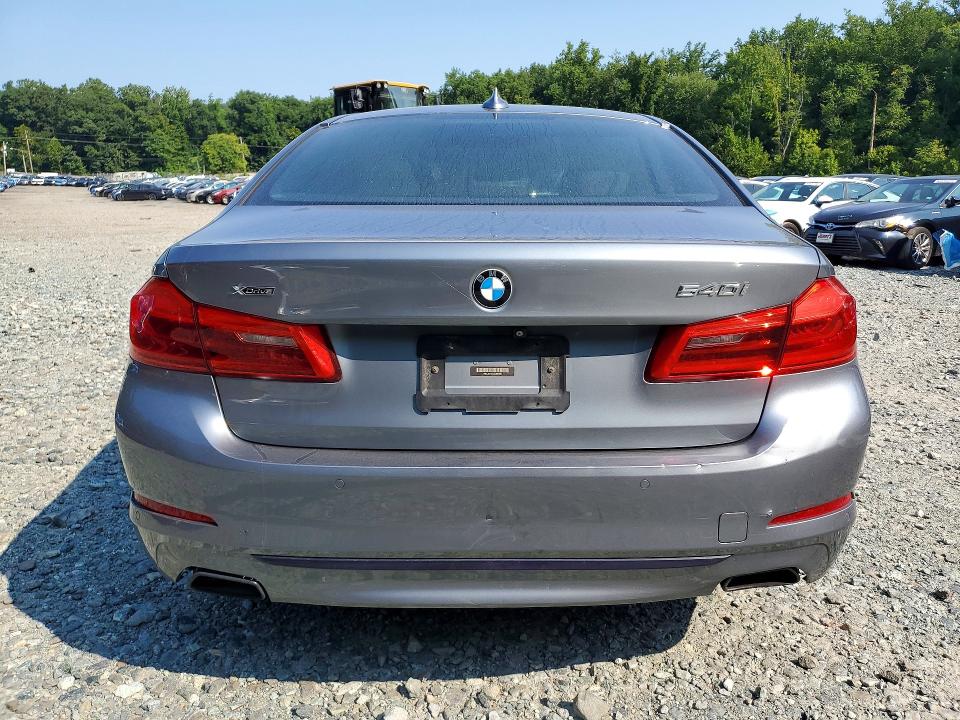 Foto 6 de la subasta – 2018 BMW 540 con VIN WBAJE7C57JG891951