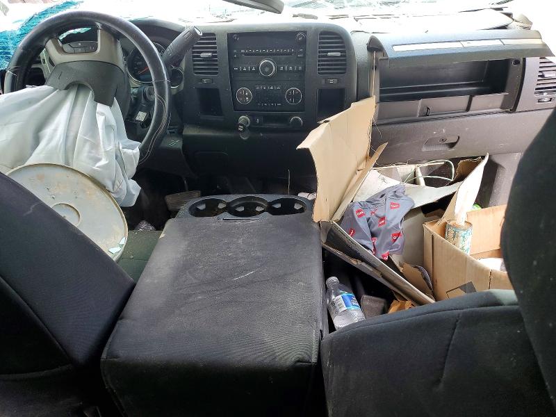 Photo 8 from auction – 2012 CHEVROLET SILVERADO with VIN 1GCRCSE07CZ228273