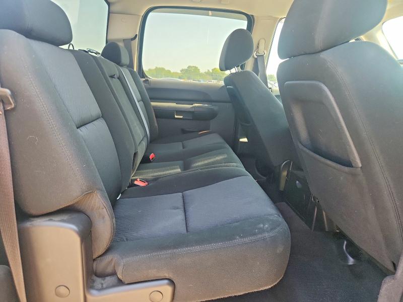 Photo 10 from auction – 2010 CHEVROLET SILVERADO with VIN 3GCRKSE39AG186408