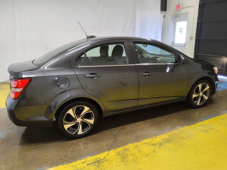 Photo 3 from auction – 2017 CHEVROLET SONIC with VIN 1G1JD5SG2H4150222