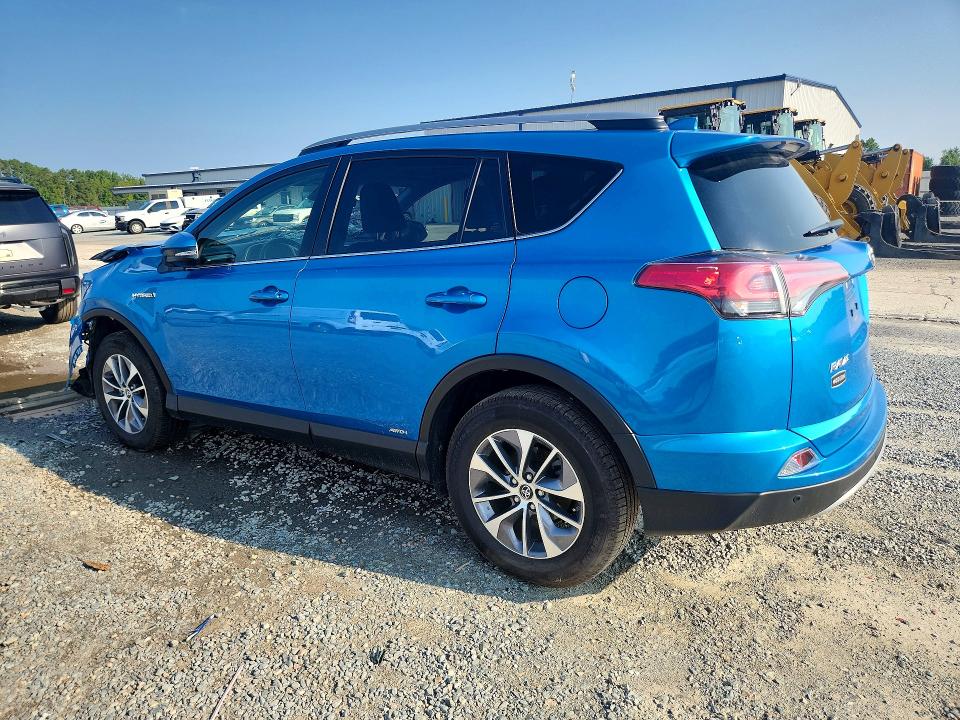 Photo 2 from auction – 2018 TOYOTA RAV4 HYBRID with VIN JTMRJREVXJD222066
