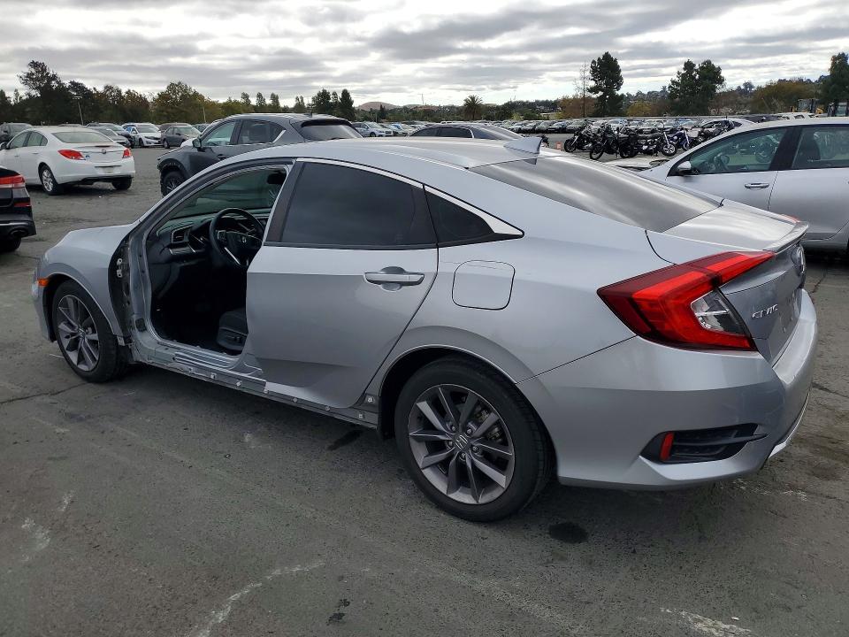 Photo 2 from auction – 2020 HONDA CIVIC with VIN 19XFC1F33LE203548