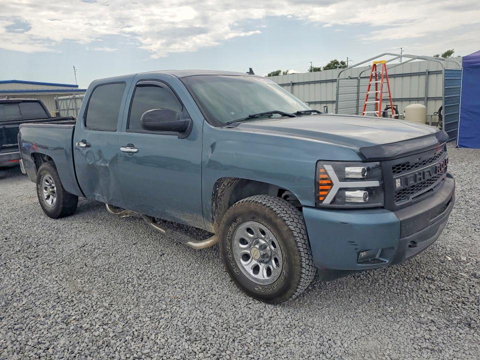 Снимка 4 от търг – 2011 CHEVROLET SILVERADO с VIN 3GCPCSE05BG264422