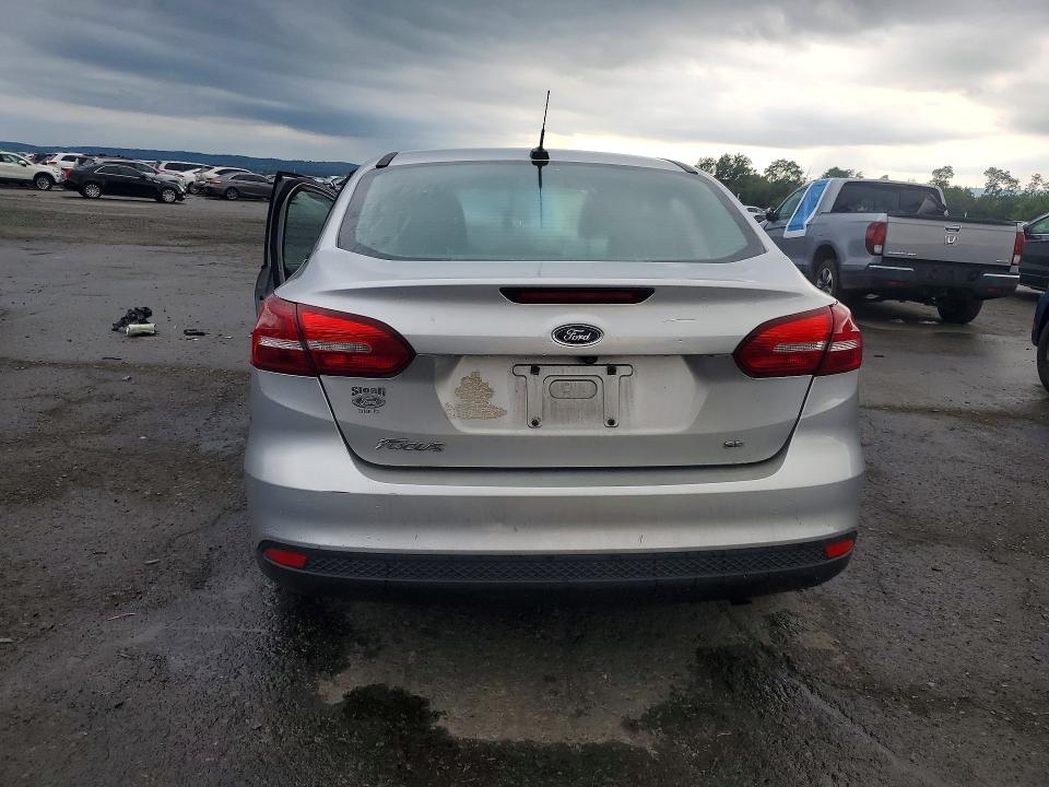 Photo 6 from auction – 2017 FORD FOCUS with VIN 1FADP3F24HL201262