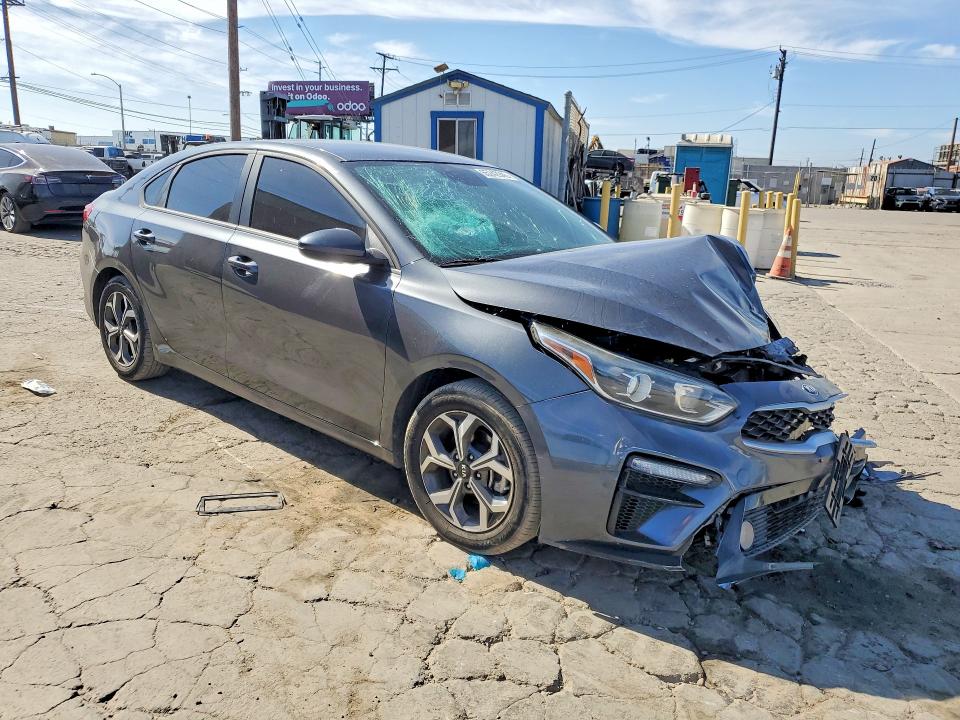 Photo 4 from auction – 2019 KIA FORTE with VIN 3KPF24AD0KE092945