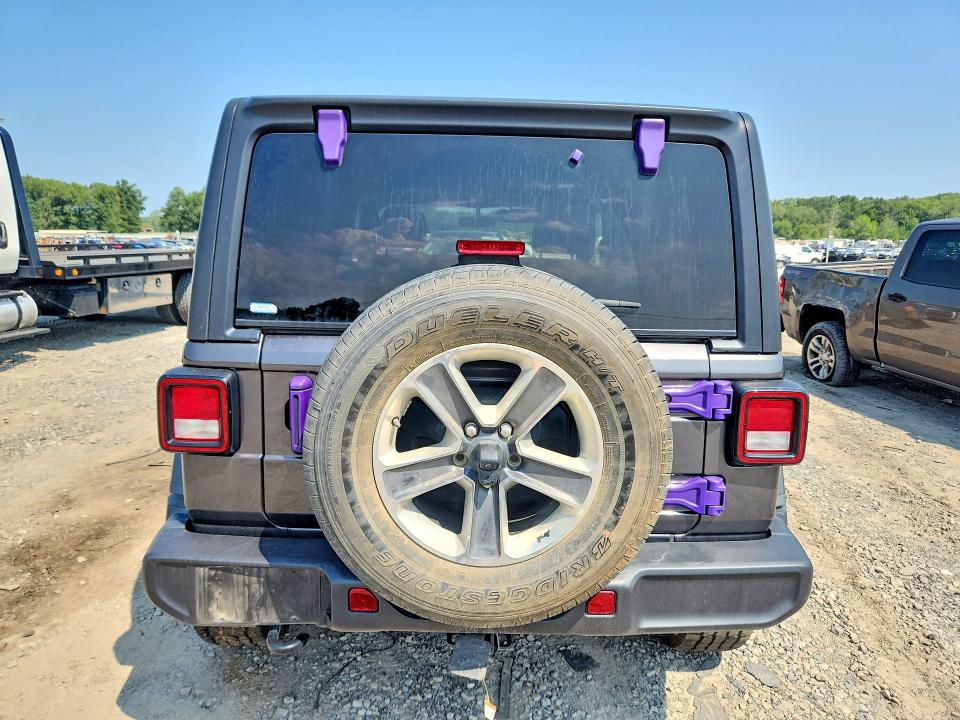 Снимка 6 от търг – 2020 JEEP WRANGLER UNLIMITED с VIN 1C4HJXEN1LW280669