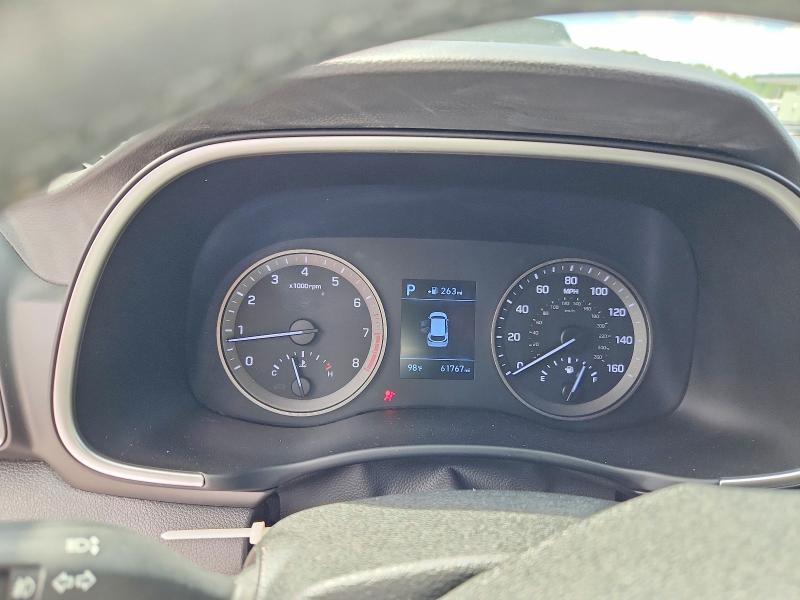 Photo 9 from auction – 2019 HYUNDAI TUCSON with VIN KM8J33AL2KU910097