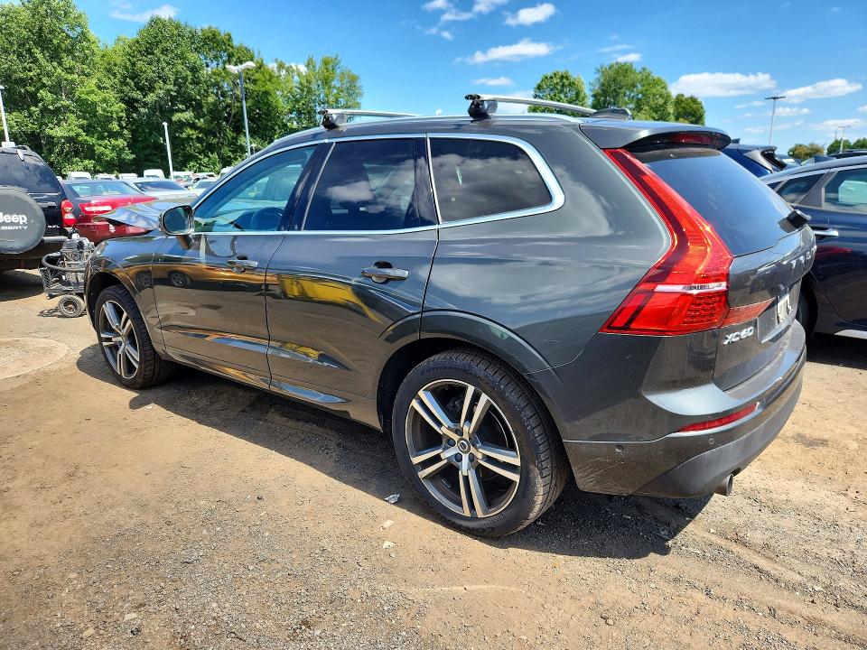 Photo 2 from auction – 2019 VOLVO XC60 with VIN LYV102RK4KB184224