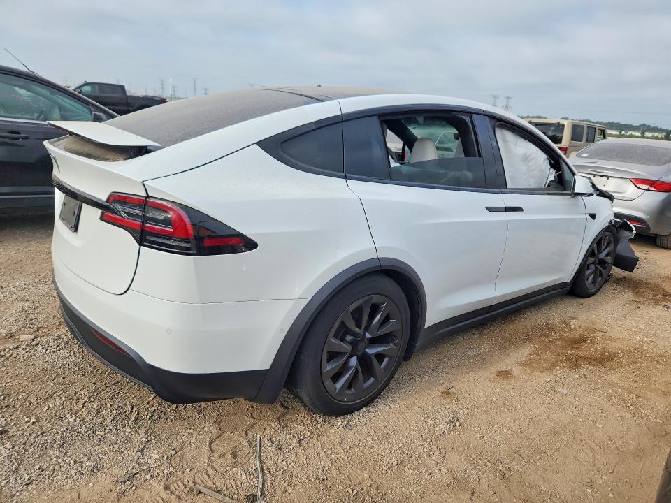Photo 3 from auction – 2023 TESLA MODEL X with VIN 7SAXCBE55PF376178