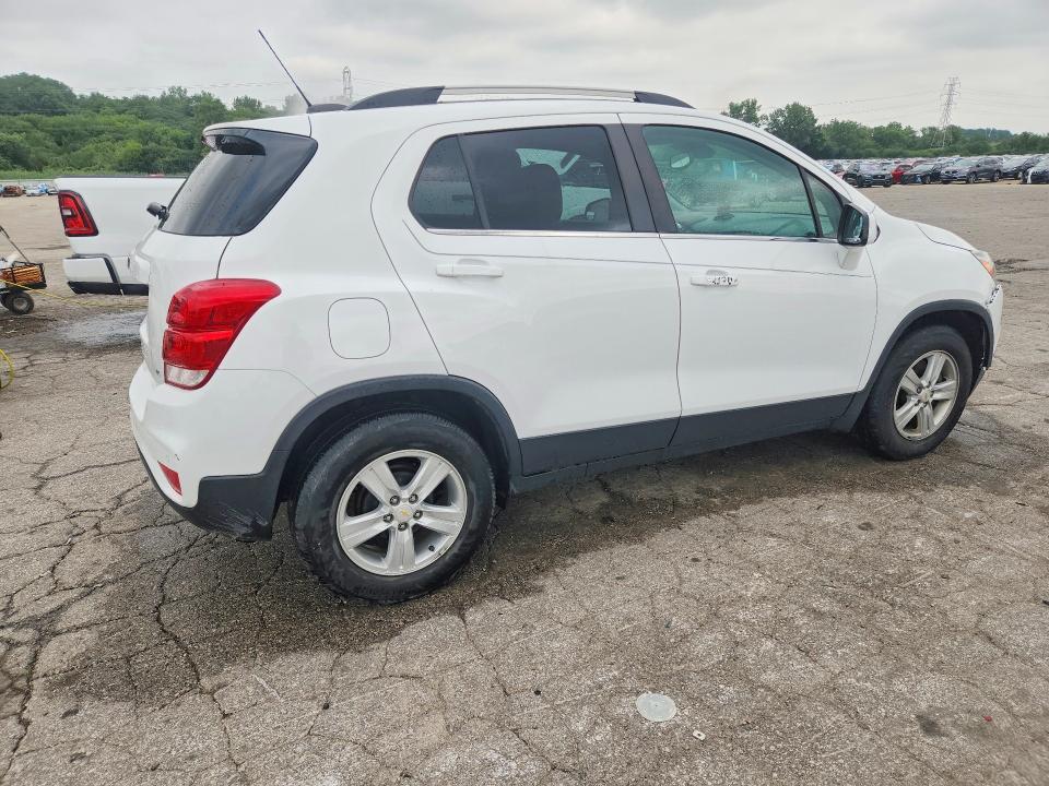 Photo 3 from auction – 2020 CHEVROLET TRAX with VIN KL7CJLSB1LB321111