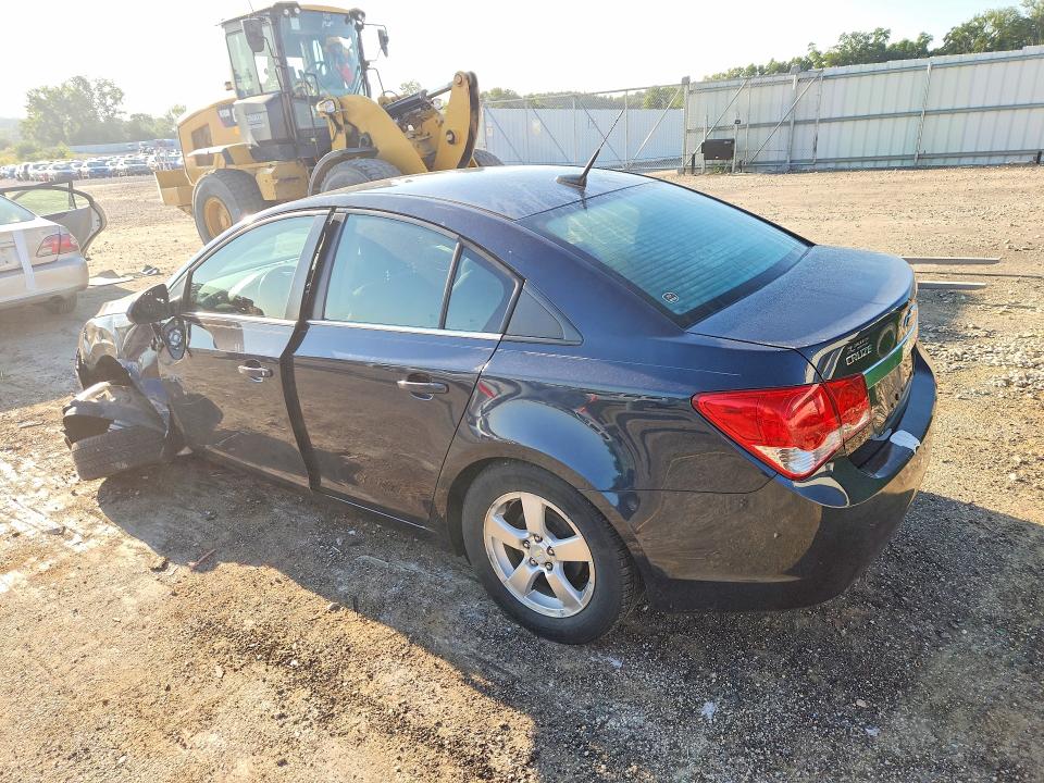 Photo 2 from auction – 2014 CHEVROLET CRUZE with VIN 1G1PC5SB3E7346875