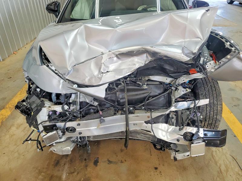 Photo 11 from auction – 2024 LEXUS RZ with VIN JTJABABB2RA006180