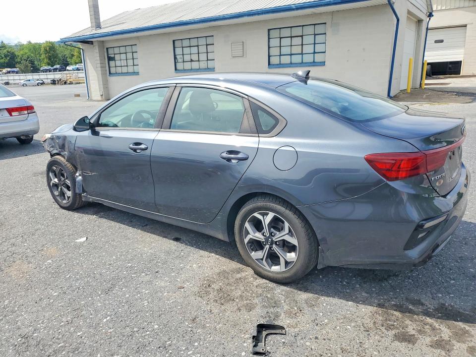 Photo 2 from auction – 2019 KIA FORTE with VIN 3KPF24AD9KE121746