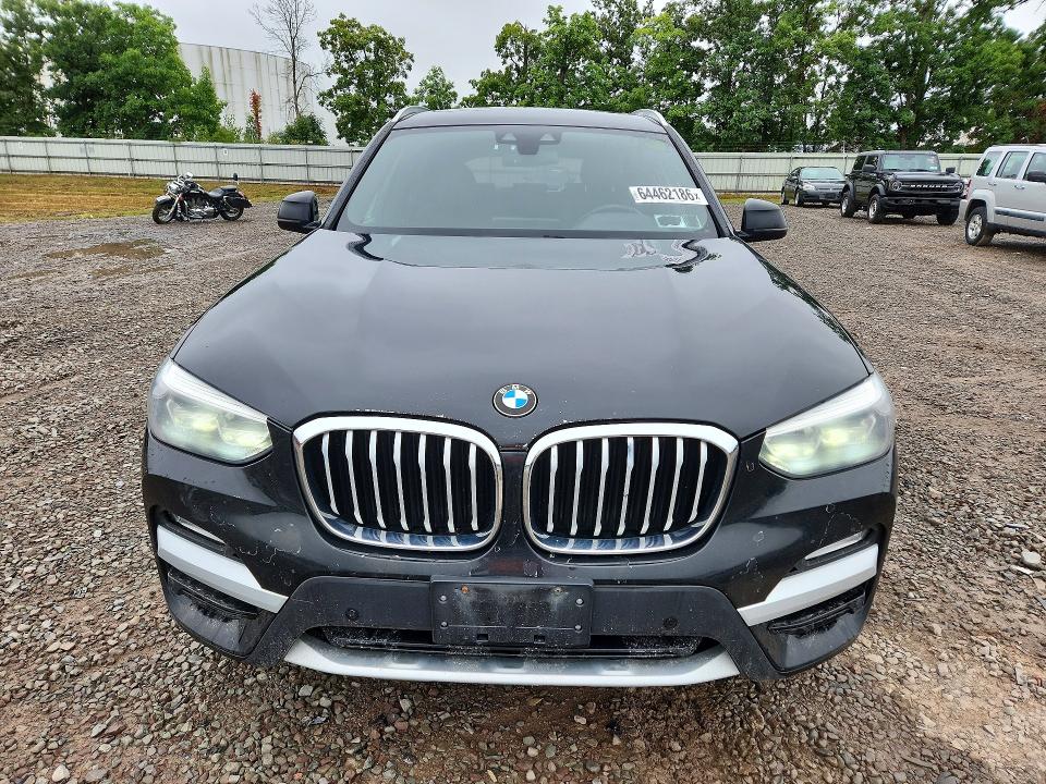 Foto 5 de la subasta – 2019 BMW X3 con VIN 5UXTR9C59KLD94423