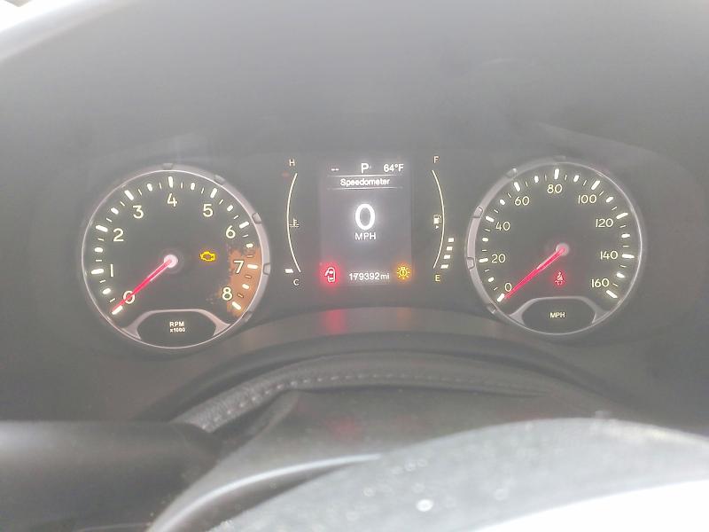 Photo 9 from auction – 2015 JEEP RENEGADE with VIN ZACCJABT4FPB26355