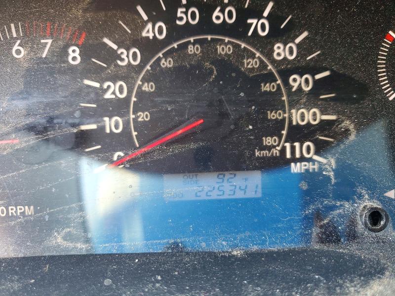Photo 9 from auction – 2005 TOYOTA COROLLA with VIN 2T1BR30E75C455629