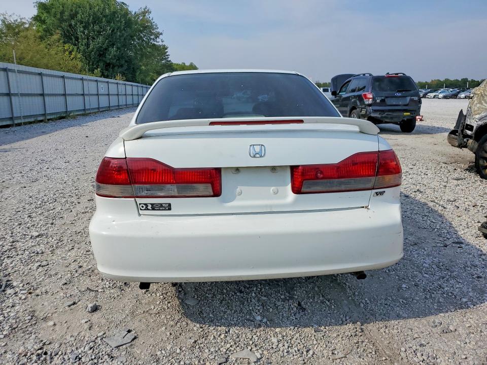 Photo 6 from auction – 2001 HONDA ACCORD with VIN 1HGCG16541A077159